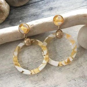 Lucite Yellow & Cream Brushed Gold Hoops